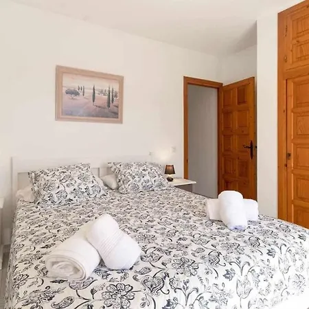 Appartement Tropicana Townhouse, 2 Bedroom Next To The Pool