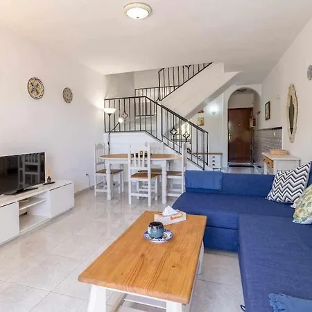 Apartamento Tropicana Townhouse, 2 Bedroom Next To The Pool