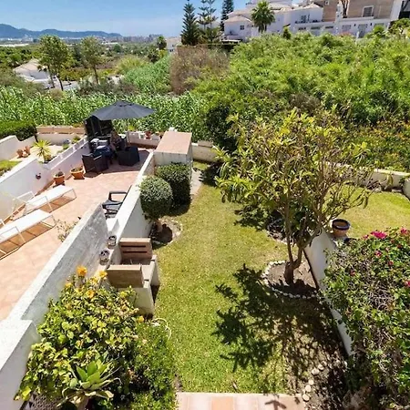 Apartamento Tropicana Townhouse, 2 Bedroom Next To The Pool Nerja